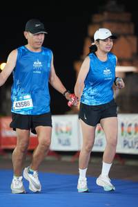 BIB: 43588, 2011, 2009, 100
                            <button type="button" onclick="openModal(19724683)" class="btn btn-primary btn-sm float-right btn-popup" data-toggle="modal" data-target=".modal-high-quality">
                        <i class="fas fa-shopping-cart"></i> Add to Cart
                    </button>
                                            <button type="button" onclick="isThisMe(19724683, true)" class="btn btn-success btn-sm float-right btn-popup btn-isme hidden" data-toggle="tooltip" data-placement="bottom" title="นี่คือรูปของคุณใช่ไหม คลิกที่นี่เพื่อเอาเข้าอัลบั้ม">
                        <i class="fas fa-plus"></i> Add to album
                    </button>
                    <button type="button" onclick="isThisMe(19724683, false)" class="btn btn-warning btn-sm float-right btn-popup btn-isnotme hidden">
                        <i class="fas fa-ban"></i> Remove from album
                    </button>
